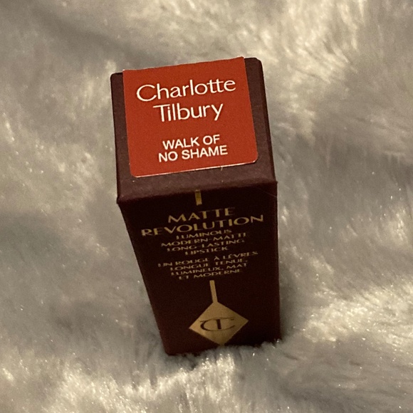 Brand New - Charlotte Tilbury Matte Revolution Lipstick - Walk of No Shame - Picture 3 of 4